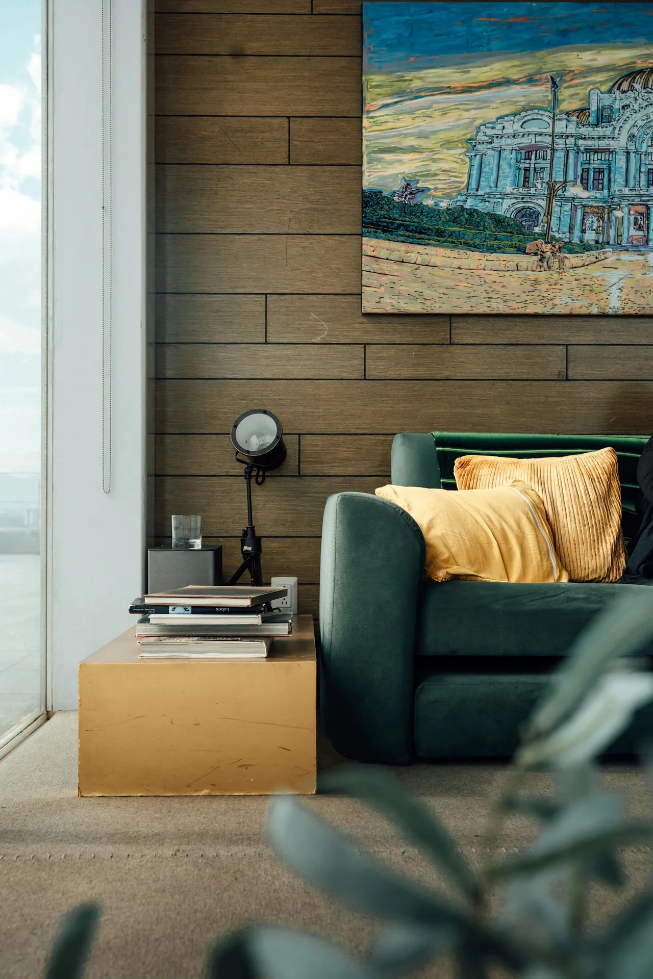 Leuchtende Glasfassaden bei Dämmerung - Vision für urbanes Wohnen in der Schweiz